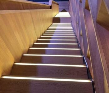 Einbauleuchten_Stufe Lineare LED Stufenleuchte