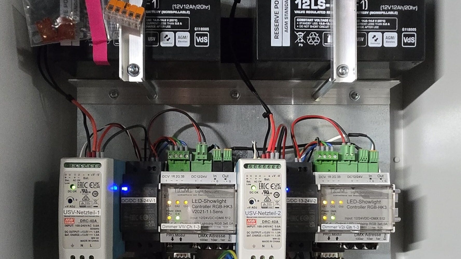 schaltschrank_notstrom_batterieversorgung Batterie Versorgung Stufenbeleuchtung