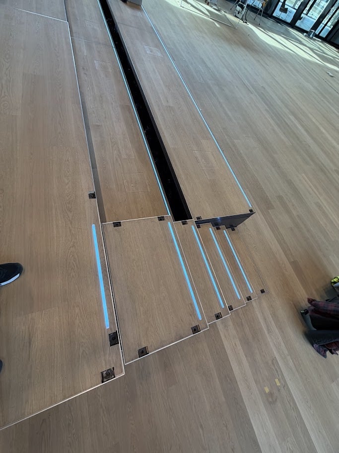 Digital Campus Bad Friedrichshall RGB Stufenbeleuchtung und Bühnenkantenbeleuchtung